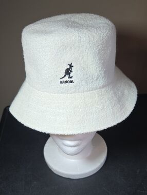 KANGOL BERMUDA BUCKET HAT WHITE SMALL UNISEX